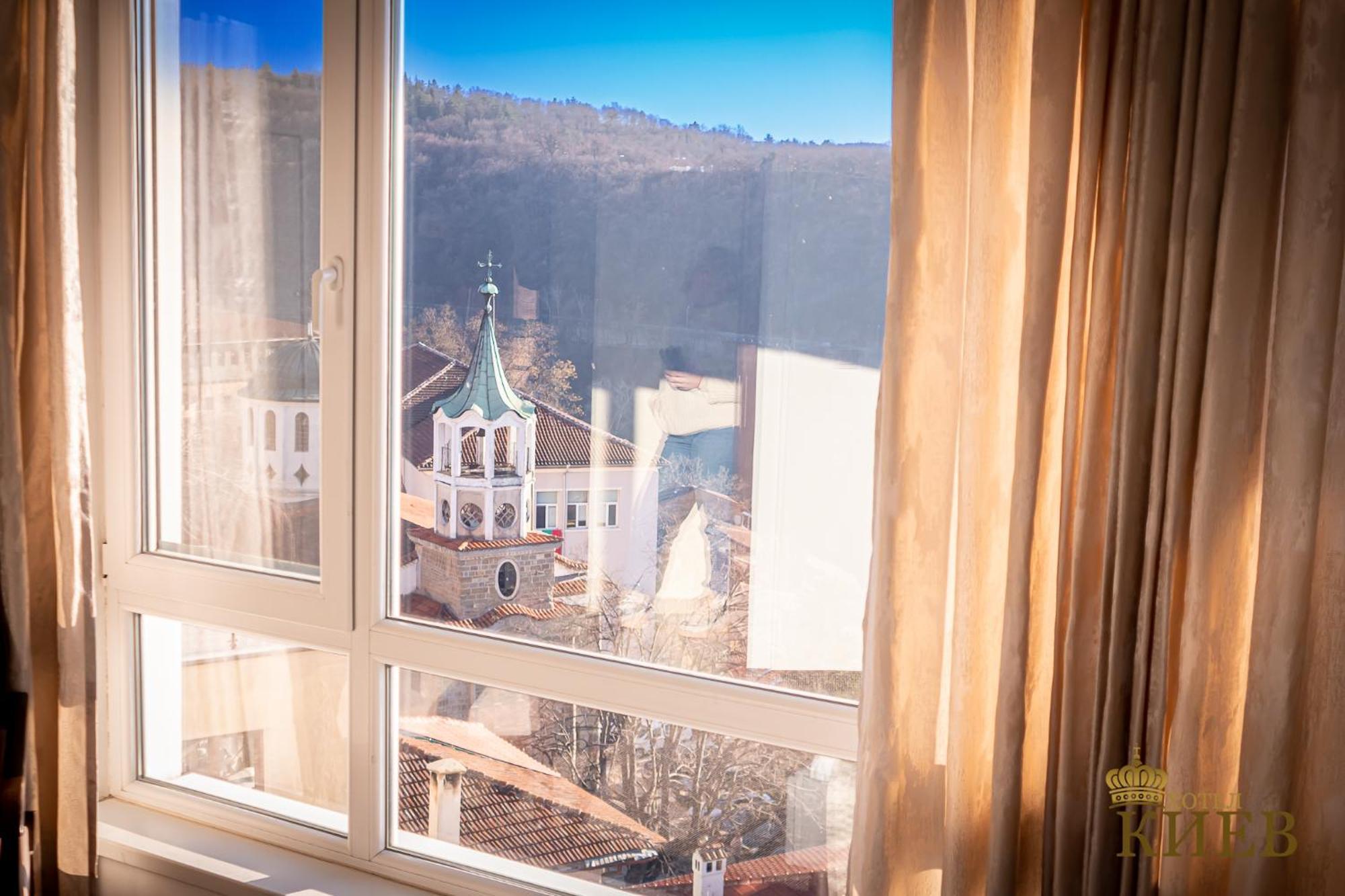 Hotel Kiev Veliko Tărnovo Exterior foto